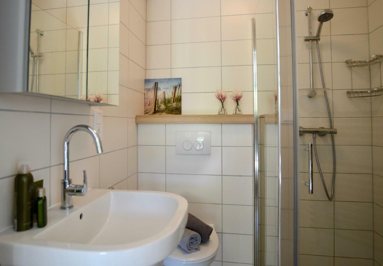 Grimaud 151 - Kustpark Village Scaldia Hoofdplaat Buitenkant foto